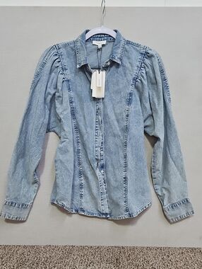 A LOVES A DENIM BUTTON DOWN BLOUSE BFPM-09-058
